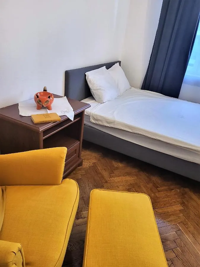 Koszykowa Rooms Near Warsaw Central Station