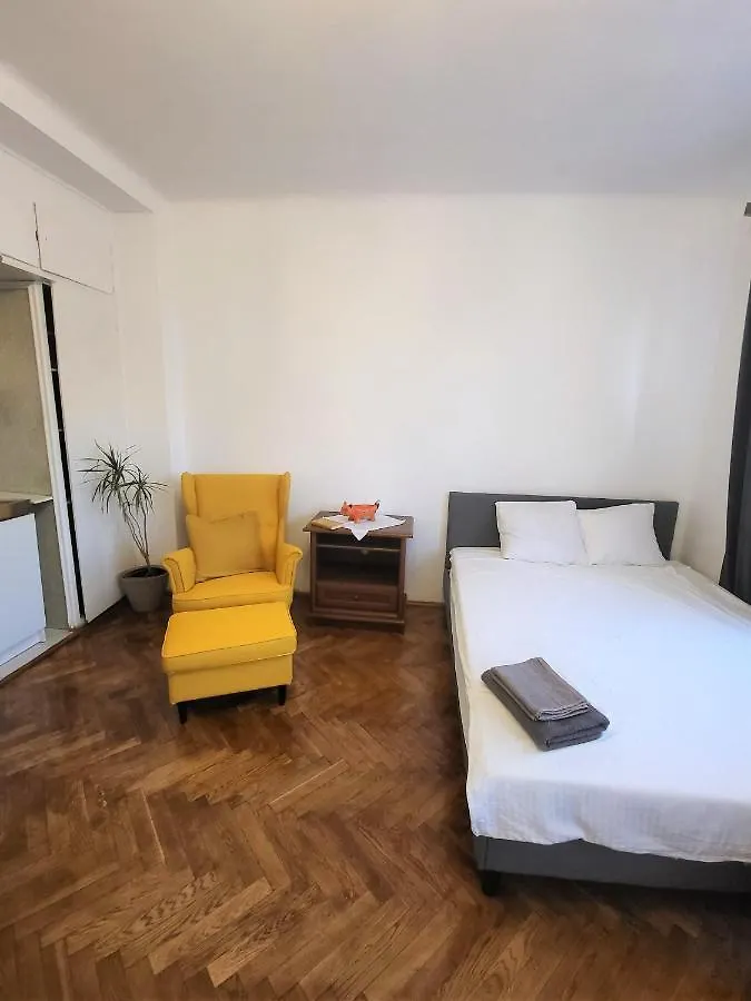 Nocleg ze śniadaniem Koszykowa Rooms near Warsaw Central Station