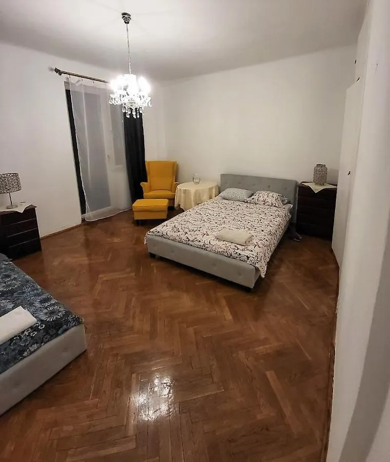 Koszykowa Rooms near Warsaw Central Station Polska